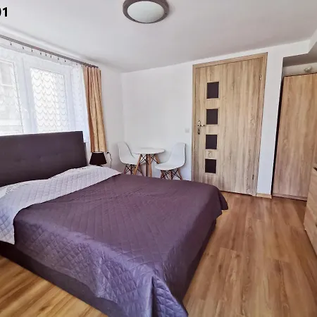 Krysia 50 M Do Morza 米兹多洛杰