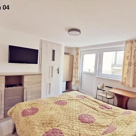 Krysia 50 M Do Morza 米兹多洛杰