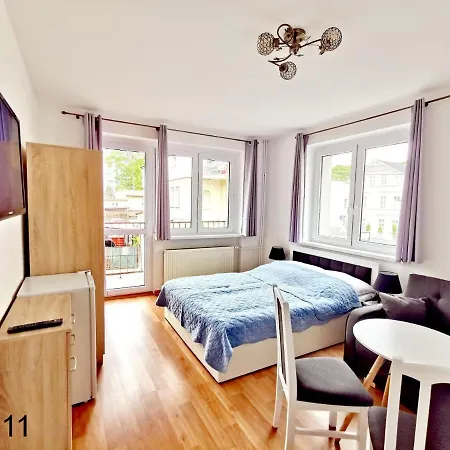 民宿 Krysia 50 M Do Morza