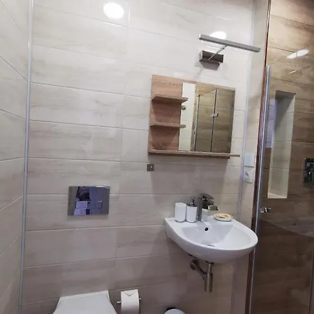 Krysia 50 M Do Morza 民宿 米兹多洛杰