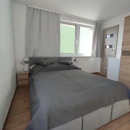 民宿 Krysia 50 M Do Morza *