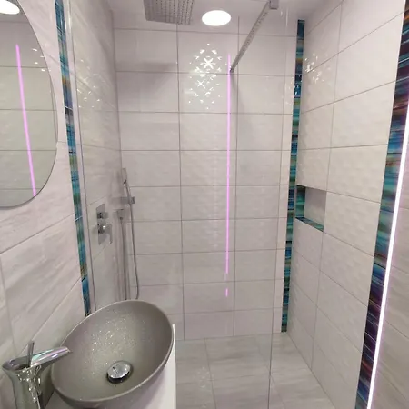 Krysia 50 M Do Morza 民宿 米兹多洛杰