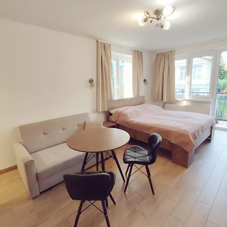 Krysia 50 M Do Morza 米兹多洛杰