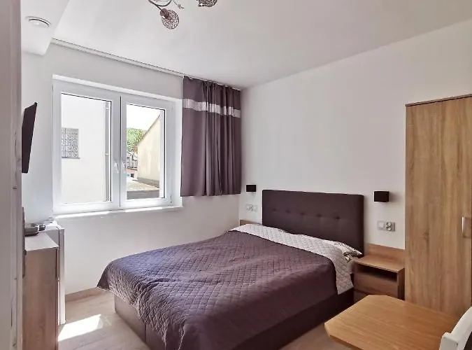 Krysia 50 M Do Morza * ミエンジズドロイェ