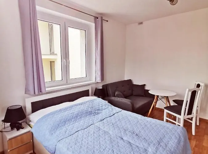 Krysia 50 M Do Morza * ミエンジズドロイェ