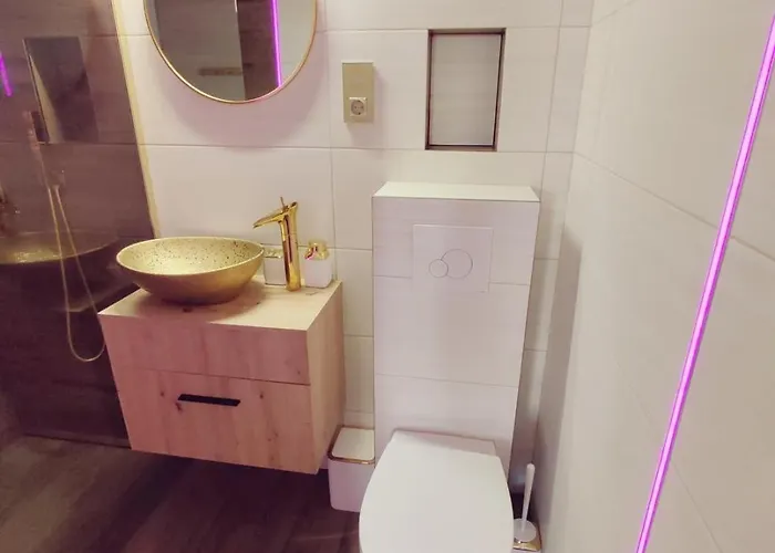 ホームステイ Krysia 50 M Do Morza ミエンジズドロイェ